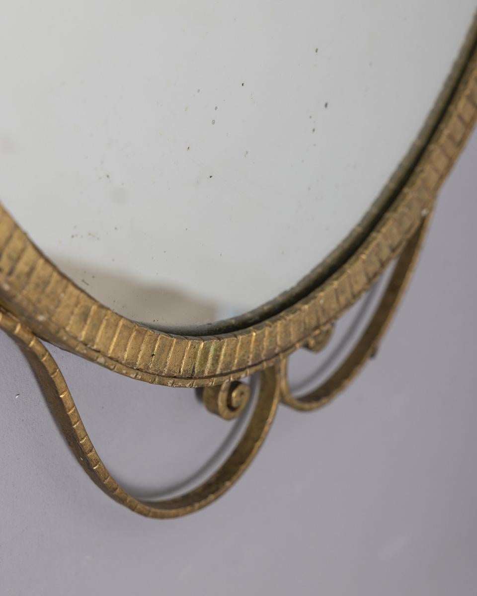 Mid-20th Century Specchio da parete vintage anni 50 in metallo dorato design Pier Luigi Colli in vendita