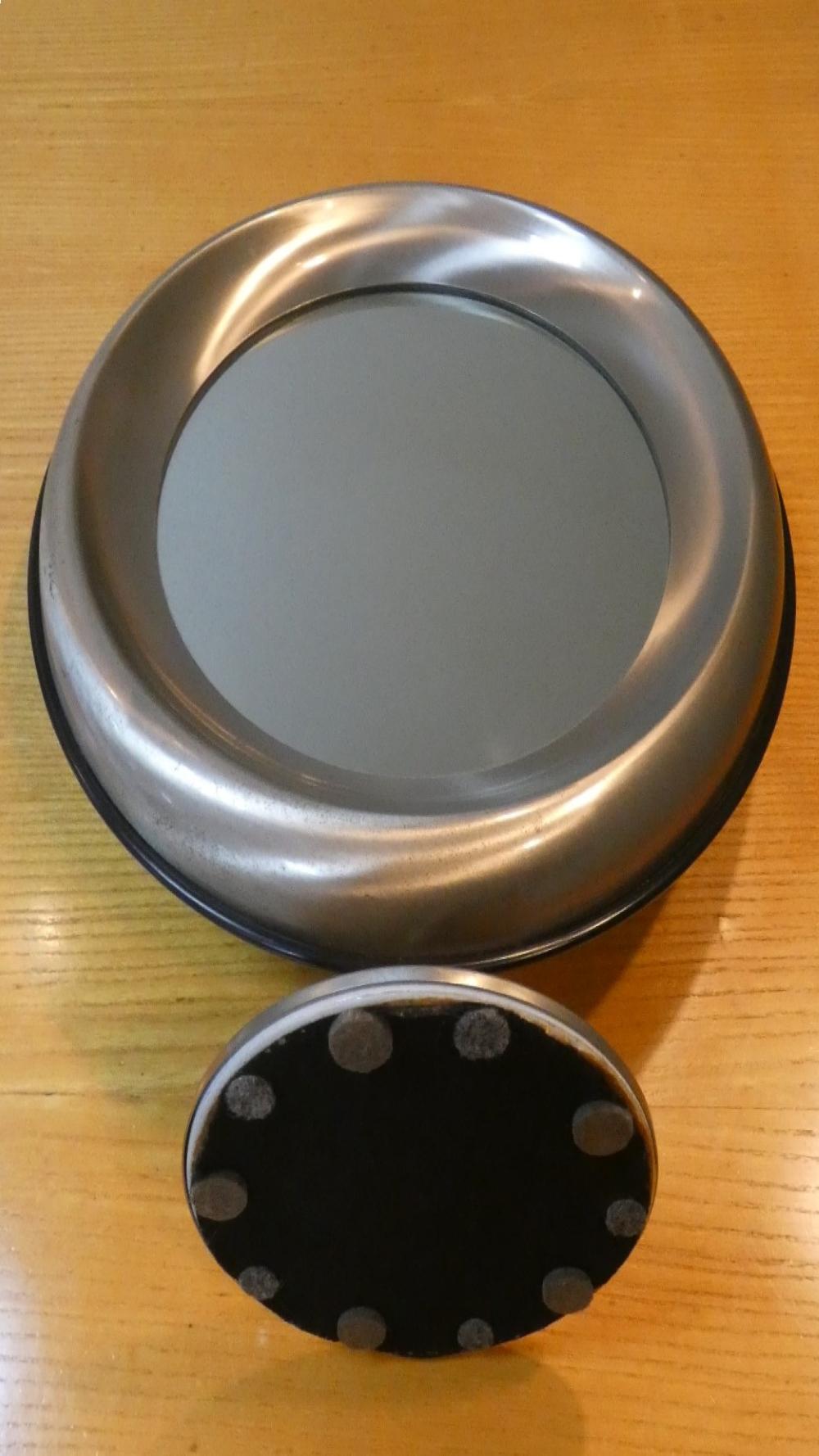 Espejo de mesa en acero satinado de Gaetano Missaglia, Italia Años 60 Mid-20th Century en venta