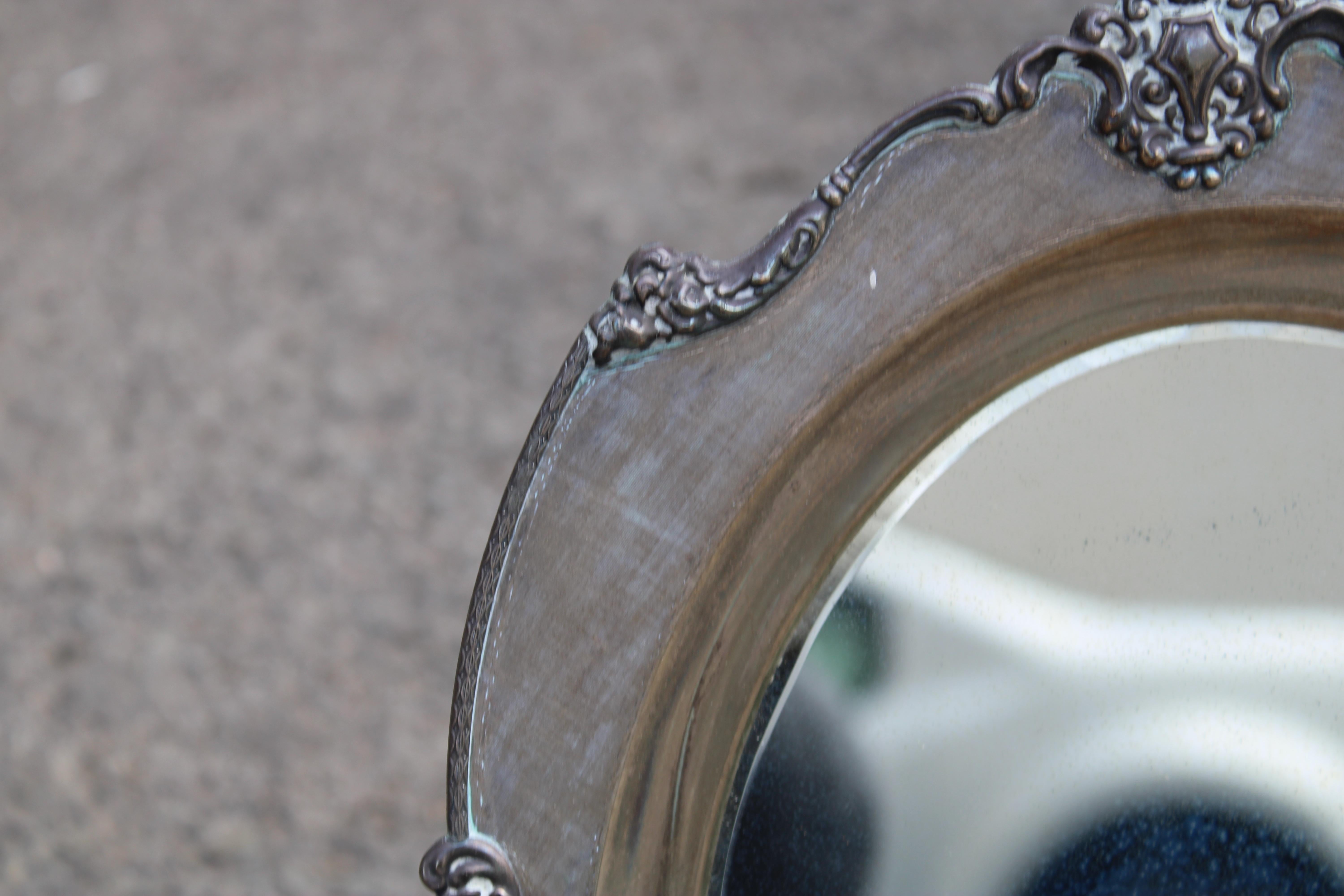 Mid-Century moderno Specchio da Tavolo in argento 800 Italiano Mid-century in vendita