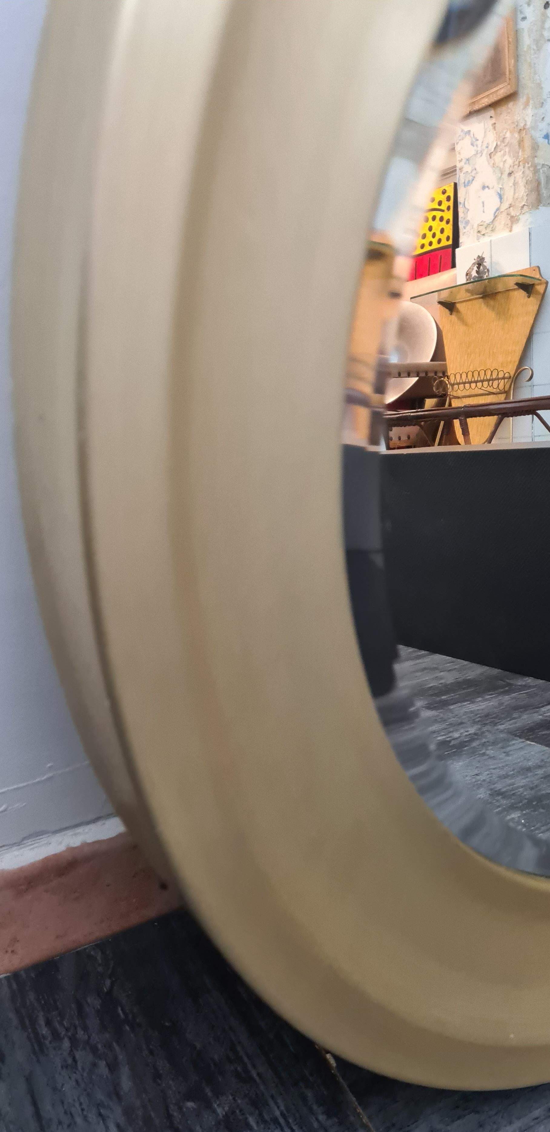 Sergio Mazza's mirror for Artemide in brushed gold-plated aluminum 1960s In Good Condition For Sale In Torino, IT