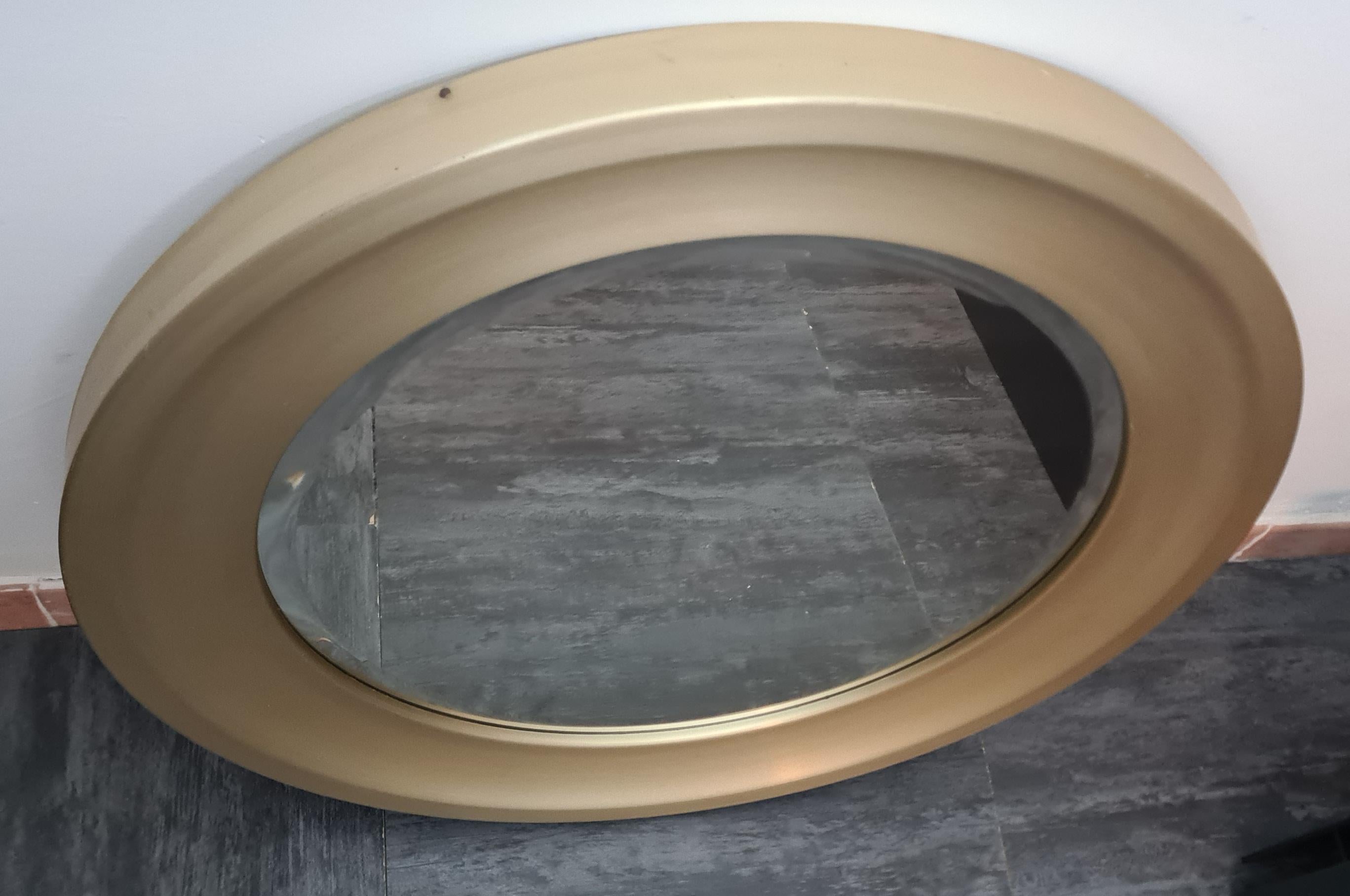 Sergio Mazza's mirror for Artemide in brushed gold-plated aluminum 1960s For Sale 2