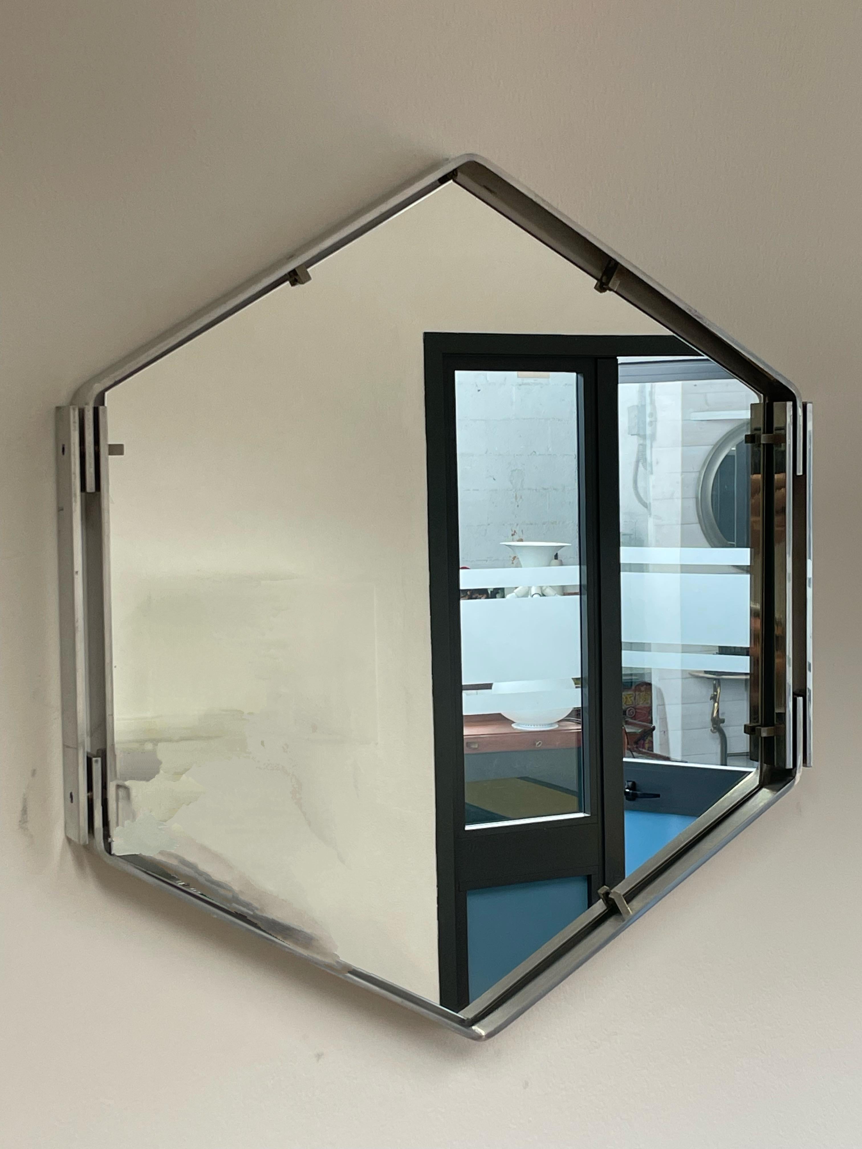 1970s hexagonal mirror For Sale 7