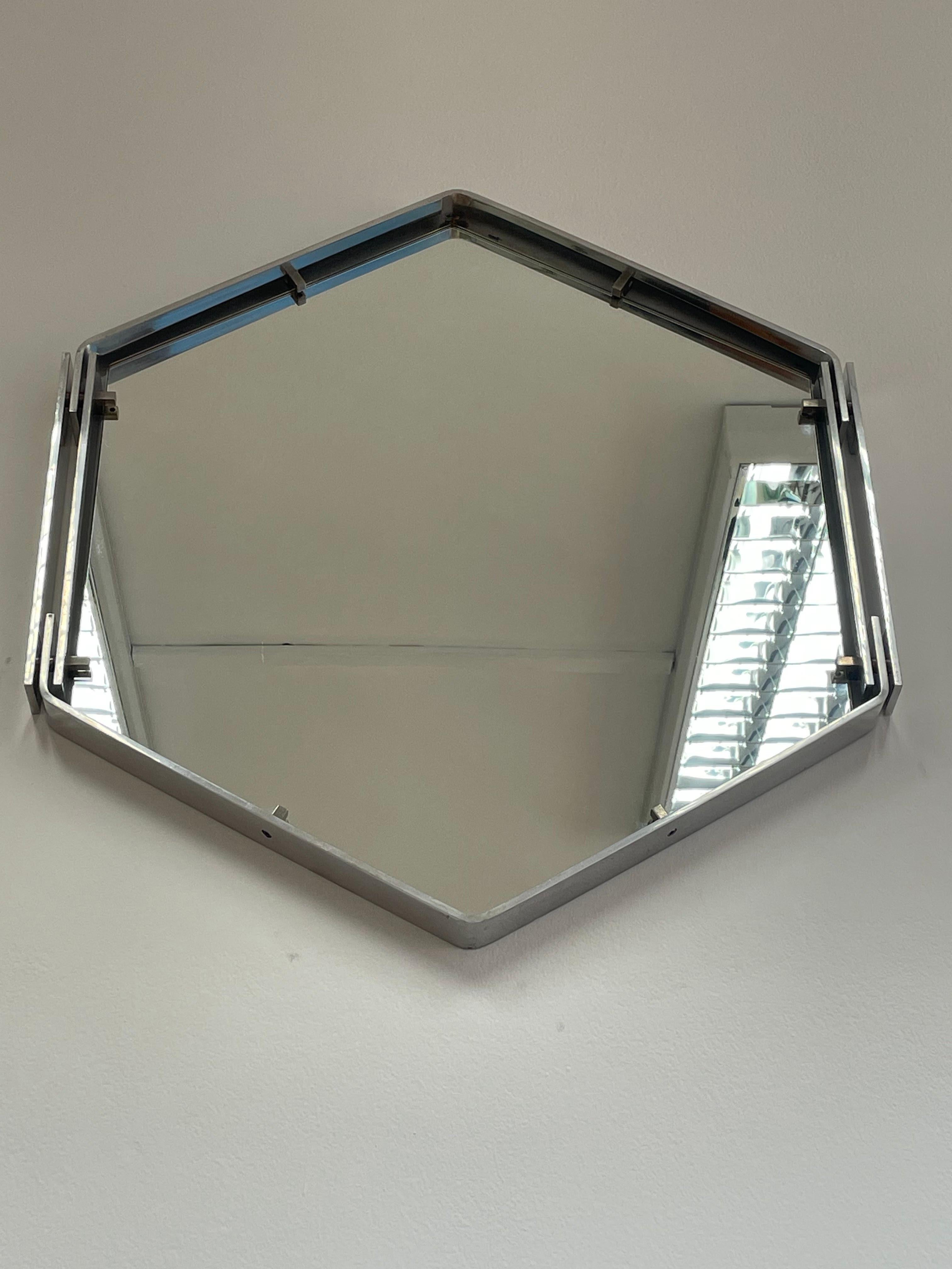 1970s hexagonal mirror For Sale 9