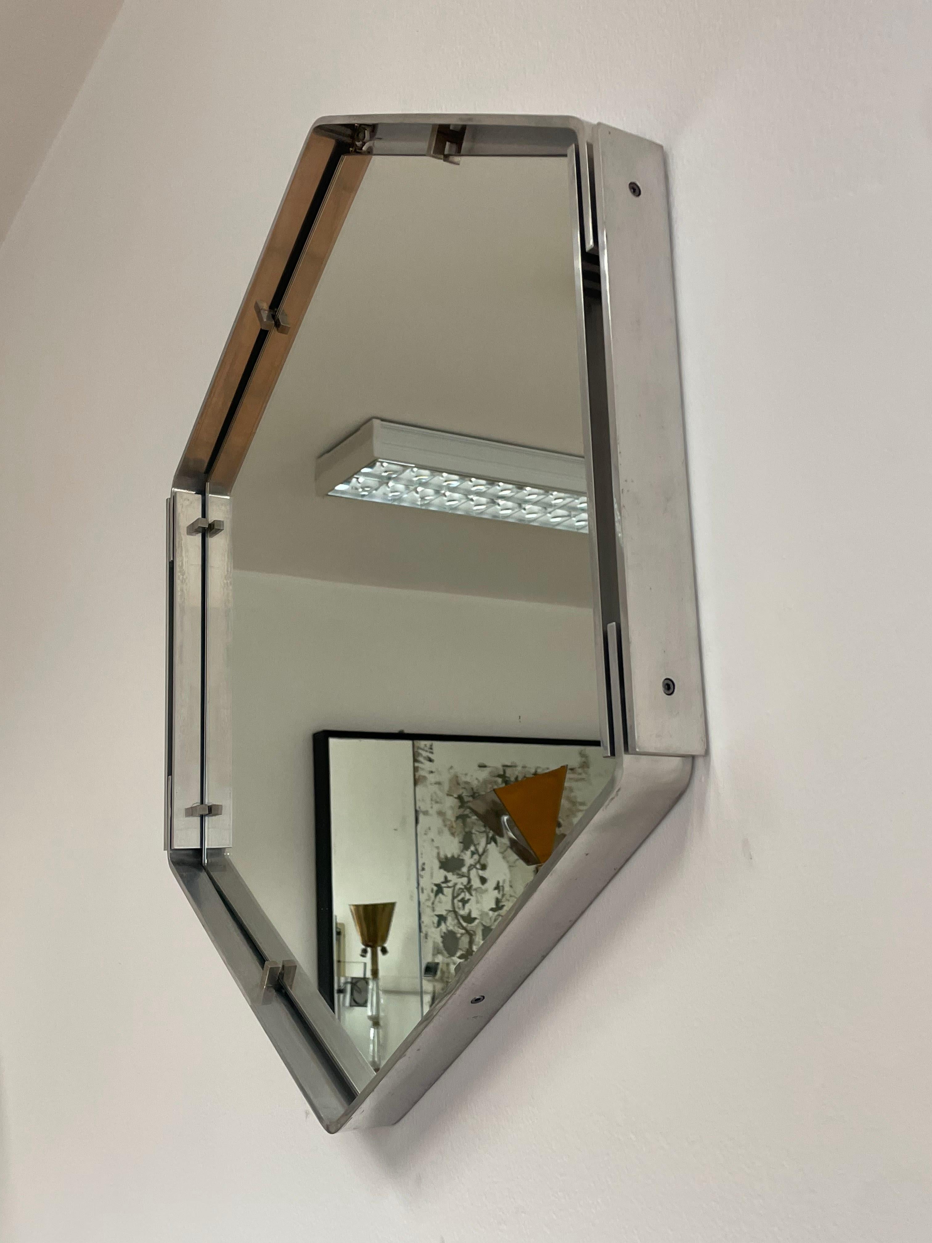 Aluminum 1970s hexagonal mirror For Sale