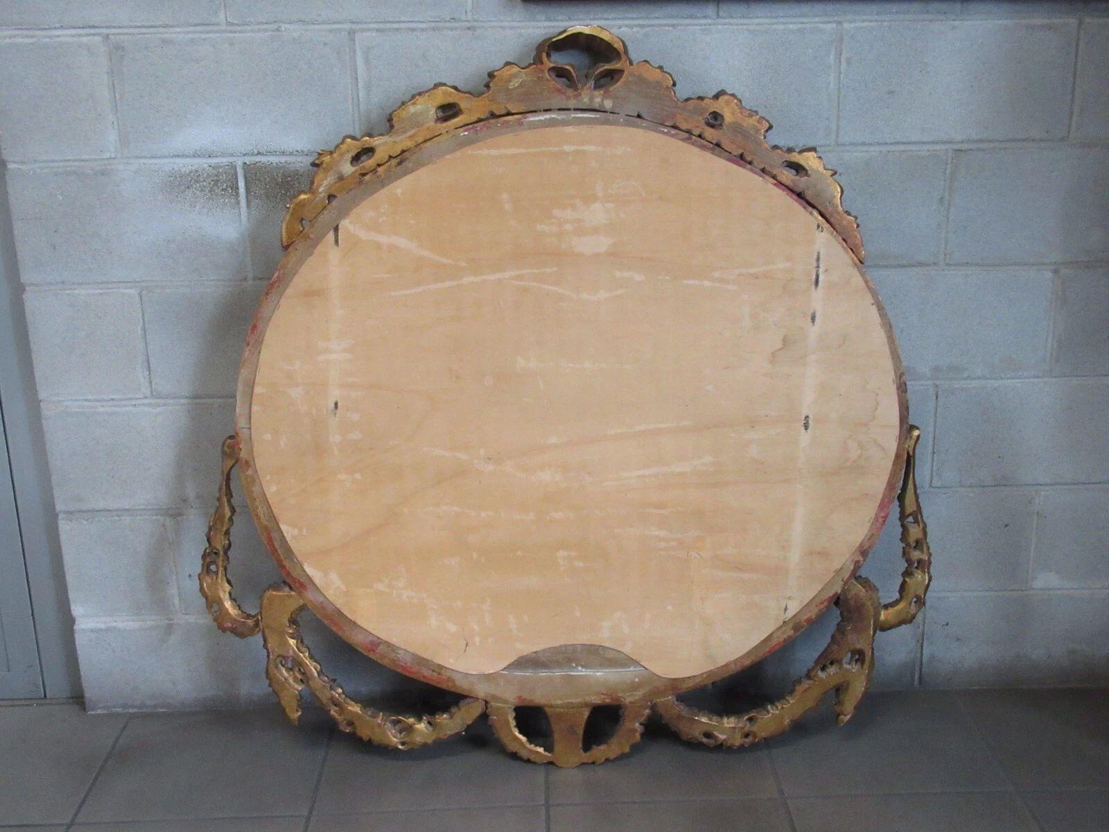 Specchio grande in legno intagliato dorato stile barocco, XIX secolo in vendita 1