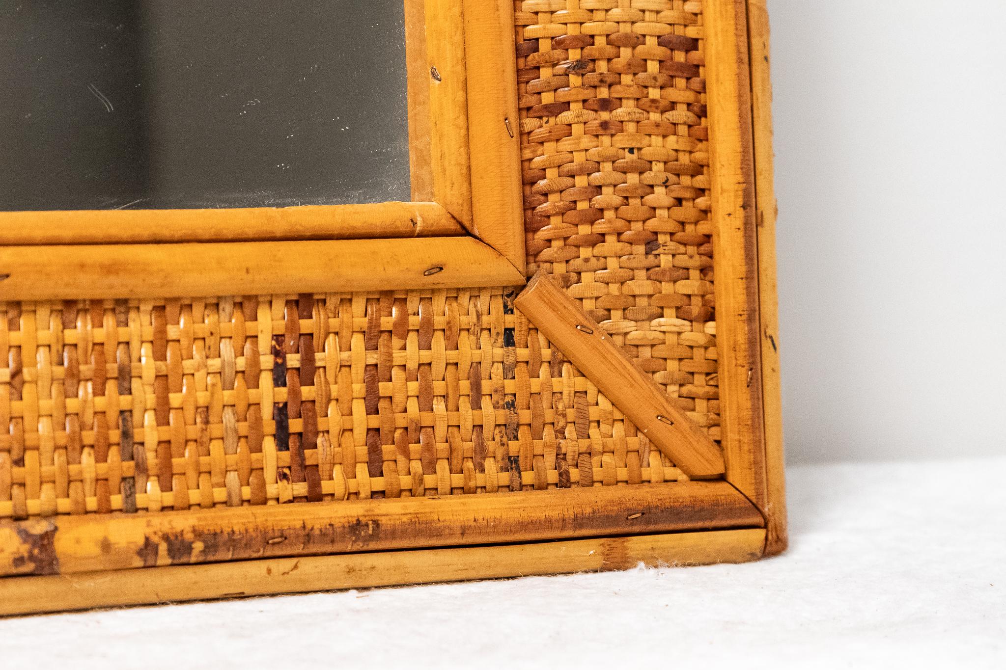Mid-Century Modern Miroir en bambou et canne, 1970 en vente