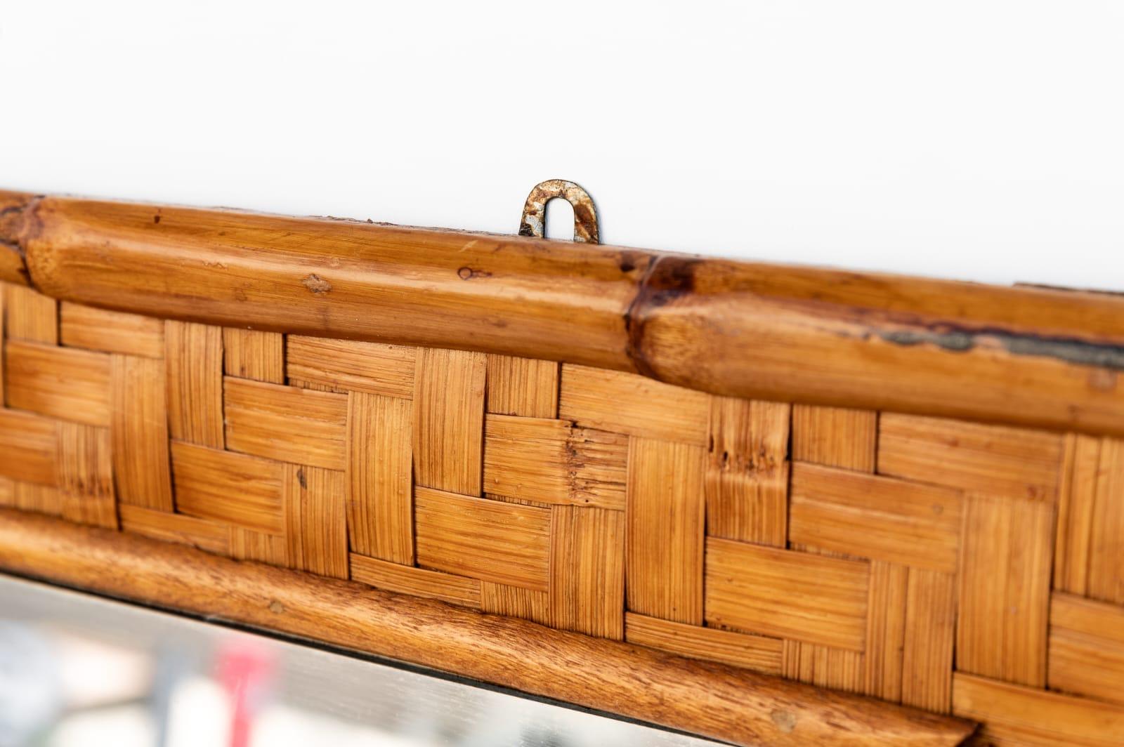 Mid-Century moderno Specchio in rattan e bambù intrecciato, Anni '60 in vendita