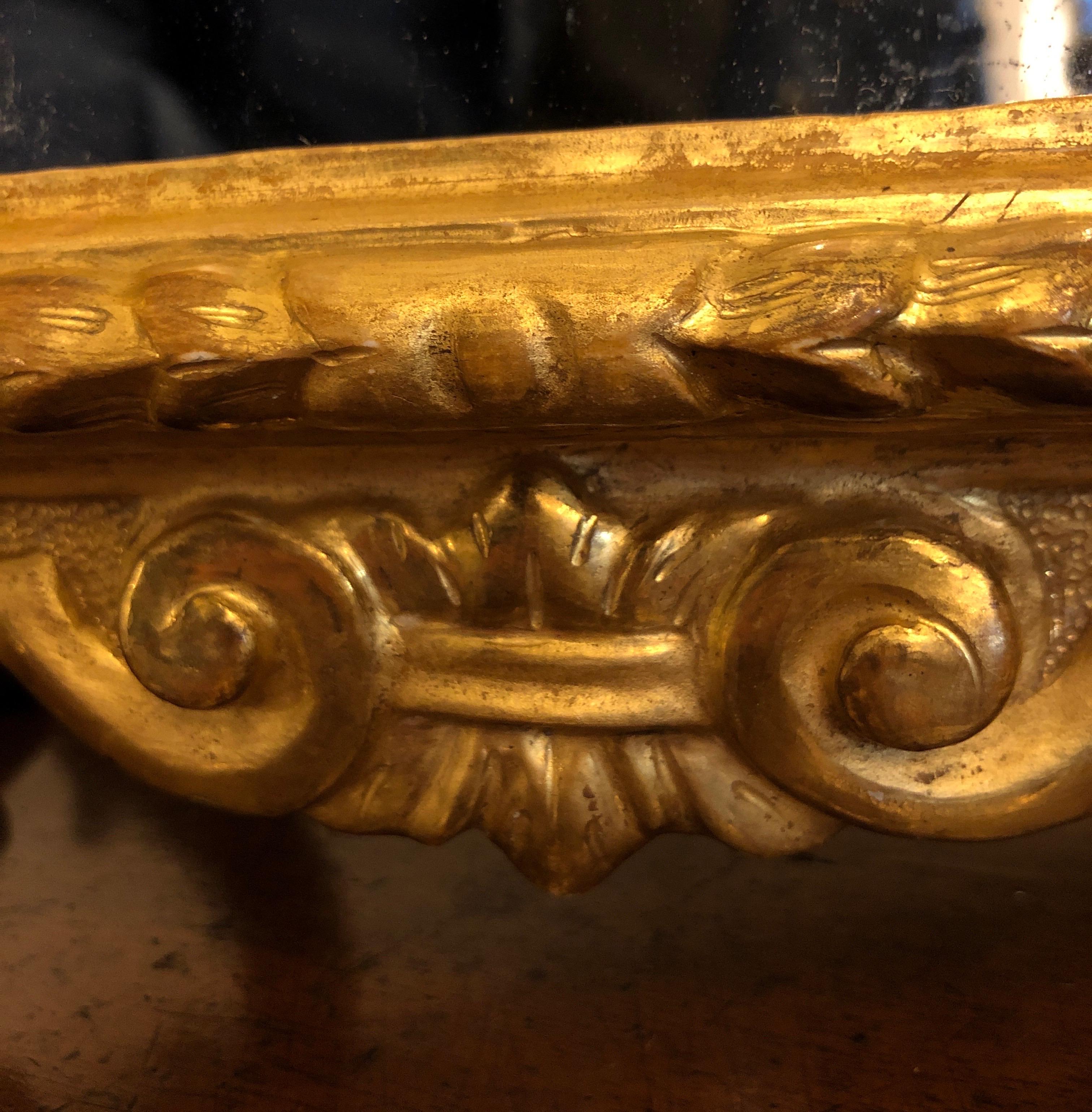 Hand-Carved Specchio Italiano Dorato Intagliato inizio 1800 in stile Luigi XV  For Sale