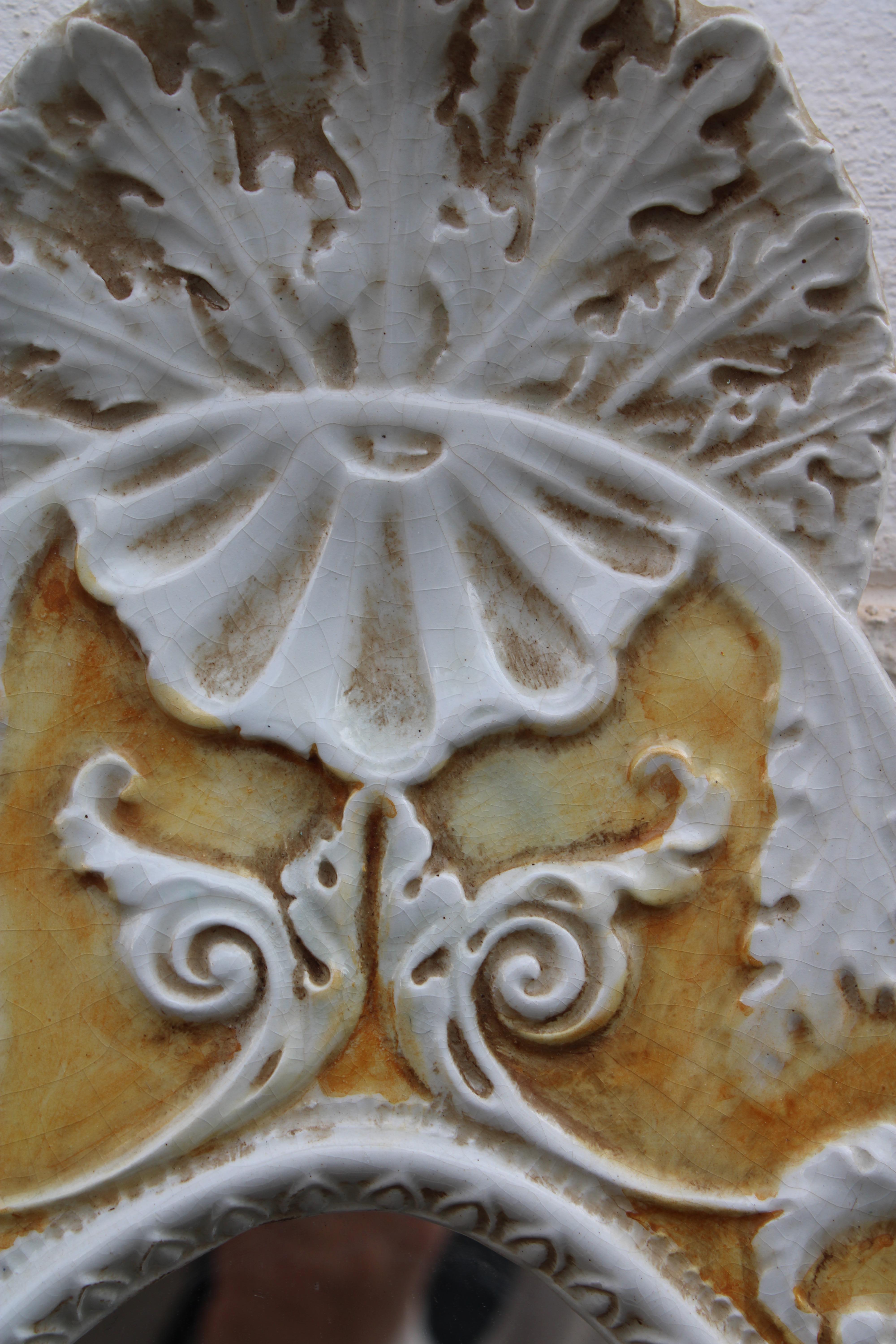 Miroir italien de style rococo en céramique blanche et jaune des années 1950 en vente 3