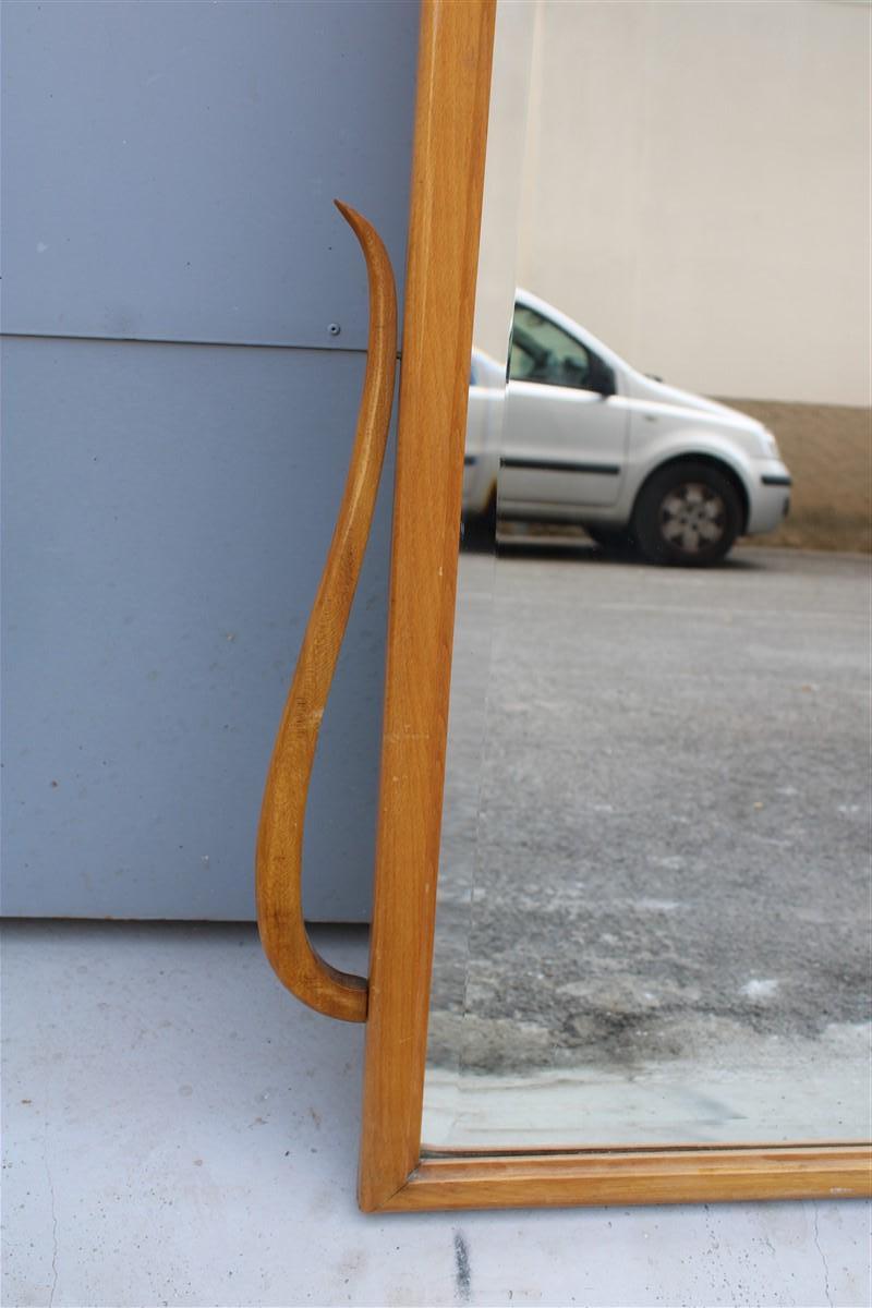 Specchio Molato da Parete in legno scolpito Italia 1950 sagomato in vendita 1