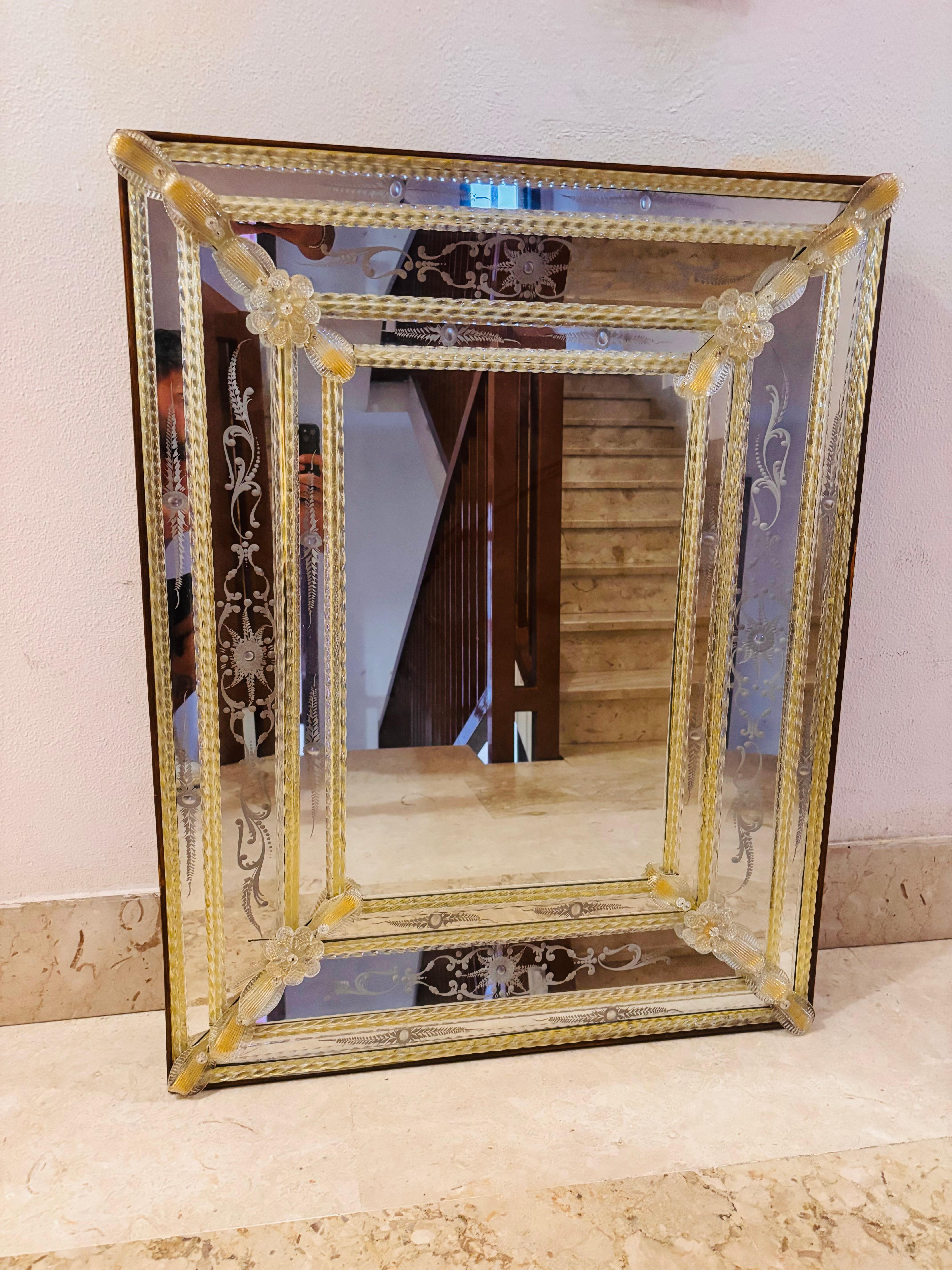 Miroir or vénitien en verre de Murano par Barbini Brothers en vente 2