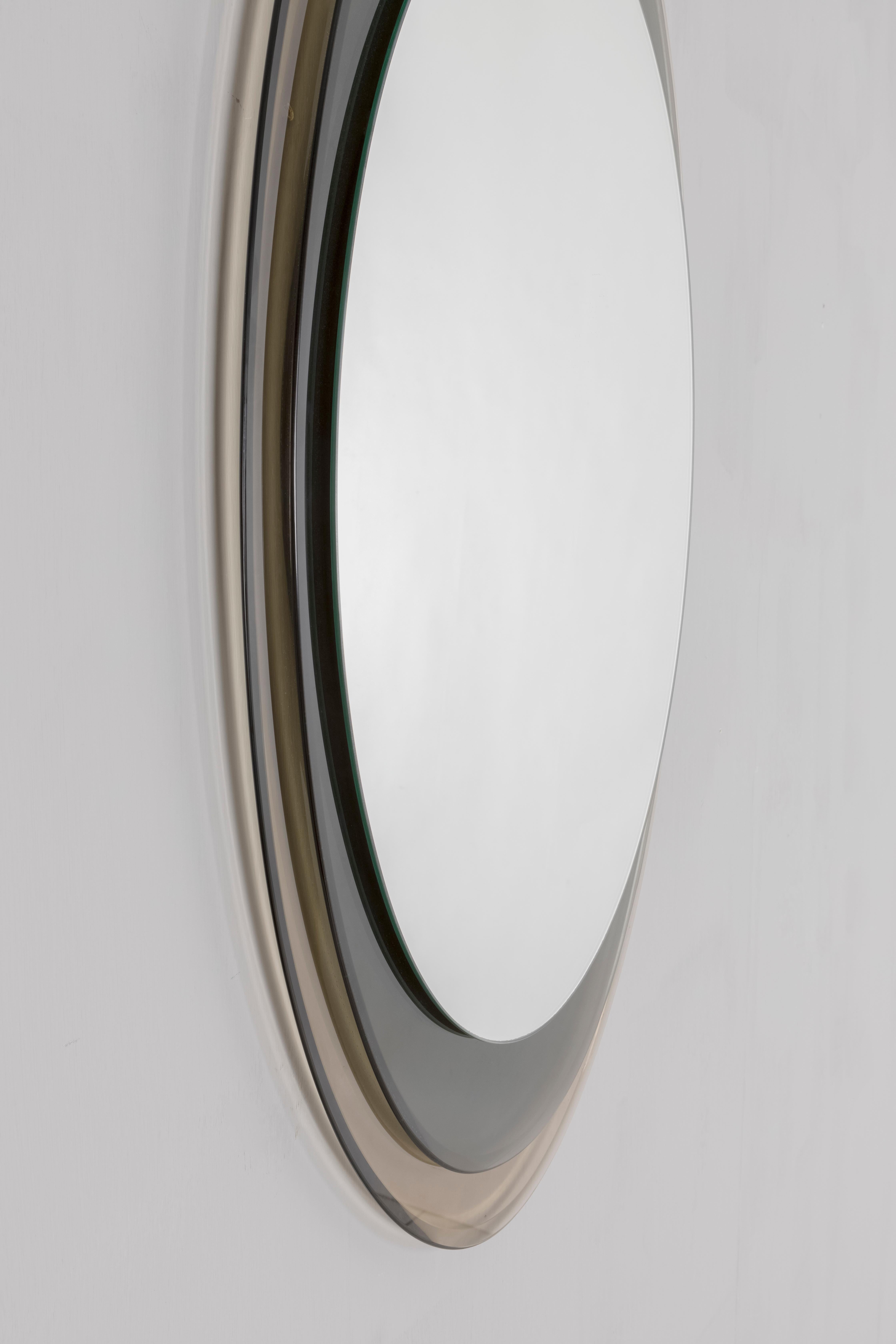 Ovaler Spiegel in zwei Farben von Max Ingrand für Fontana Arte (Italienisch) im Angebot