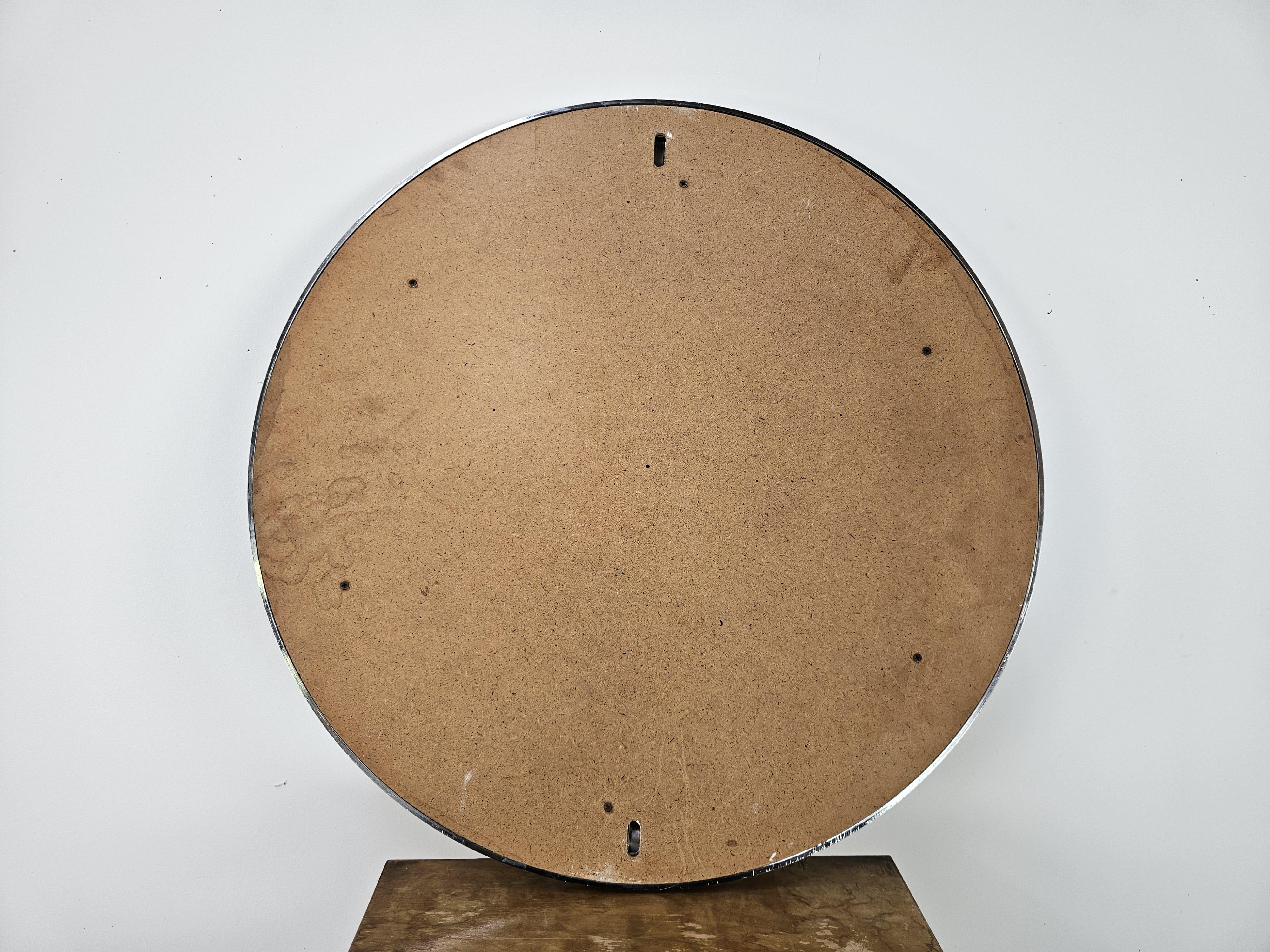 Miroir rond en plastique chromé des années 1970 en vente 1