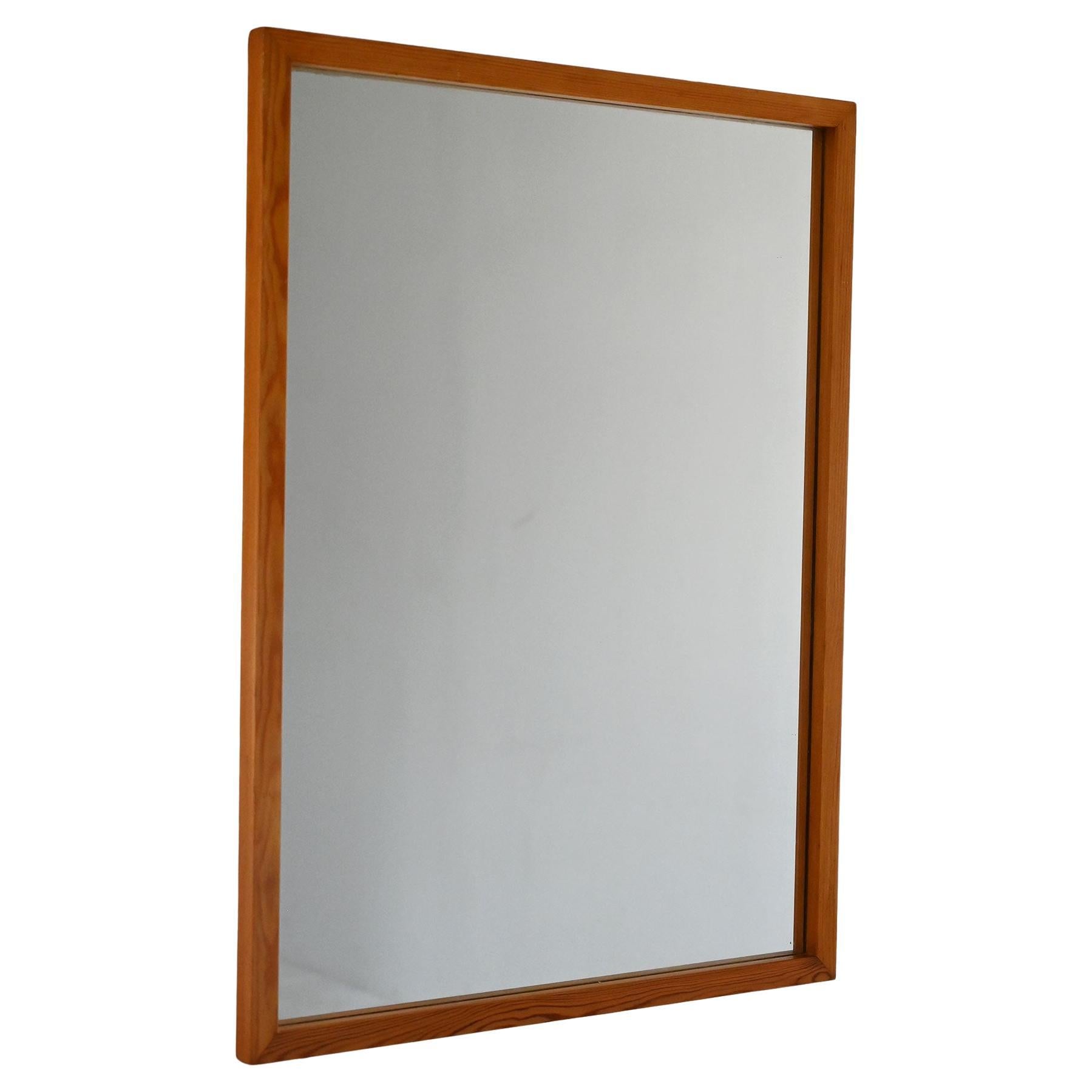 Espejo minimalista escandinavo de roble de los años 60