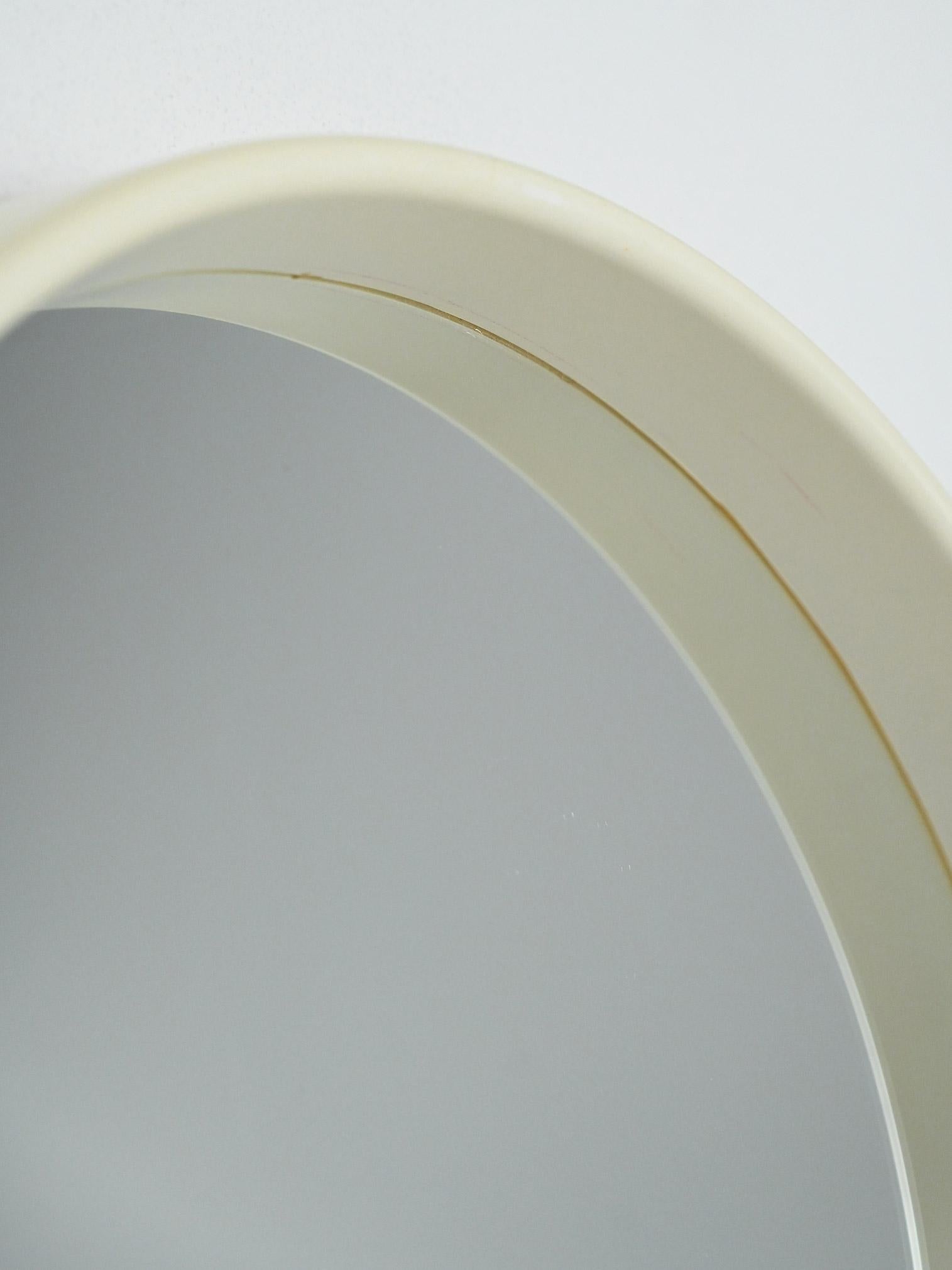 Specchio scandinavo rotondo anni '60 (Mitte des 20. Jahrhunderts) im Angebot