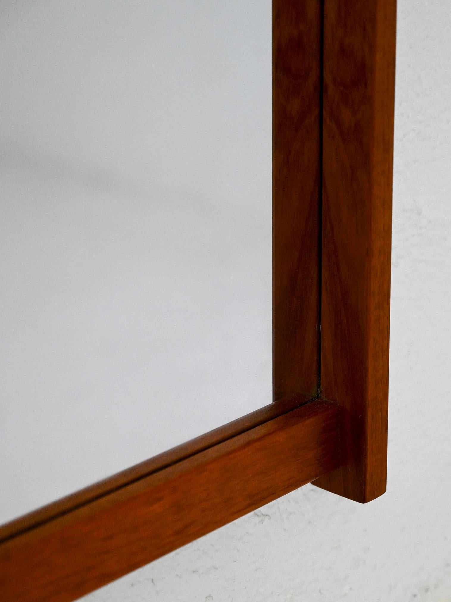 Scandinave moderne Miroir scandinave vintage en teck des années 1960 en vente