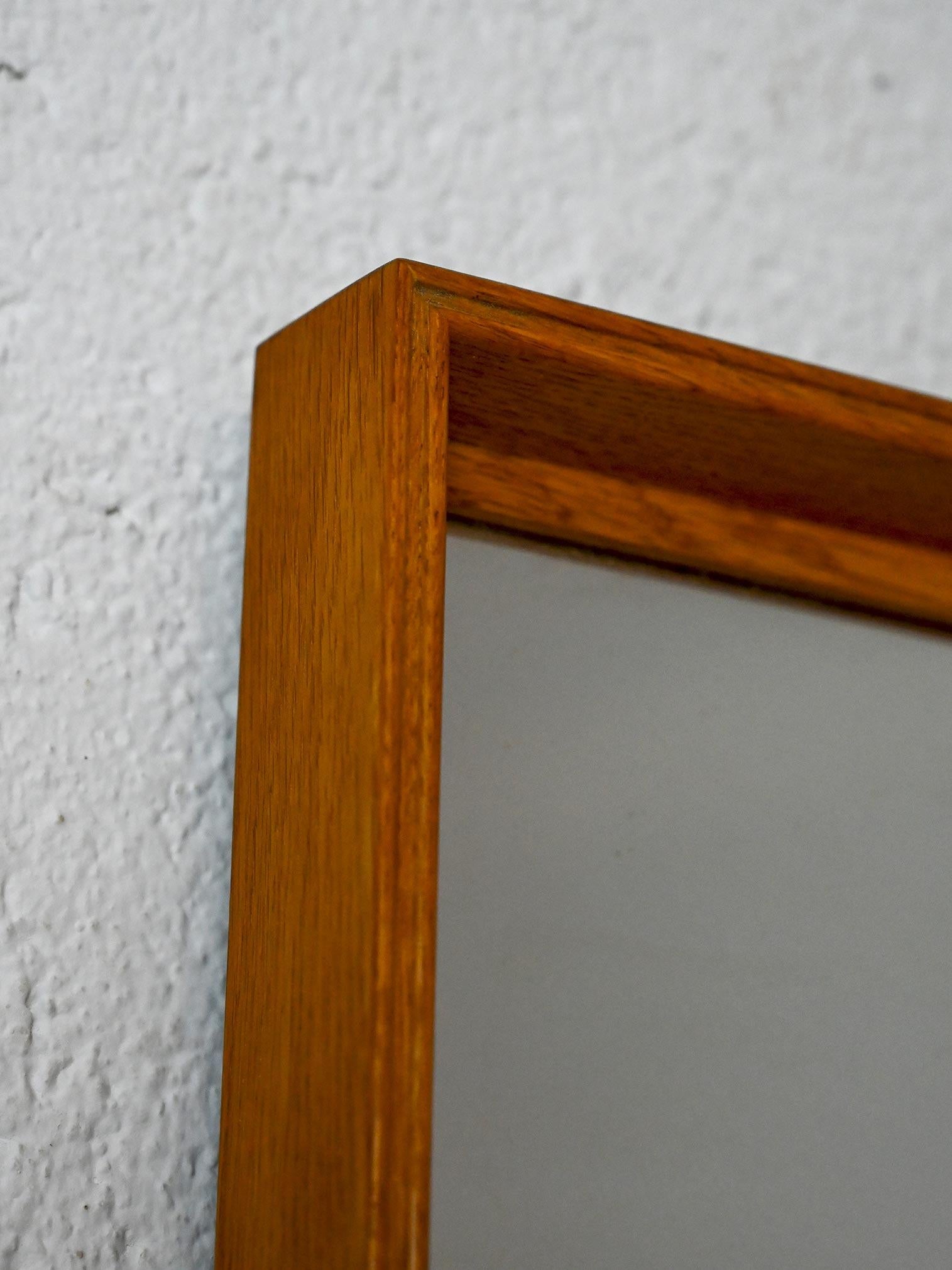 Scandinave moderne Miroir scandinave vintage en teck en vente