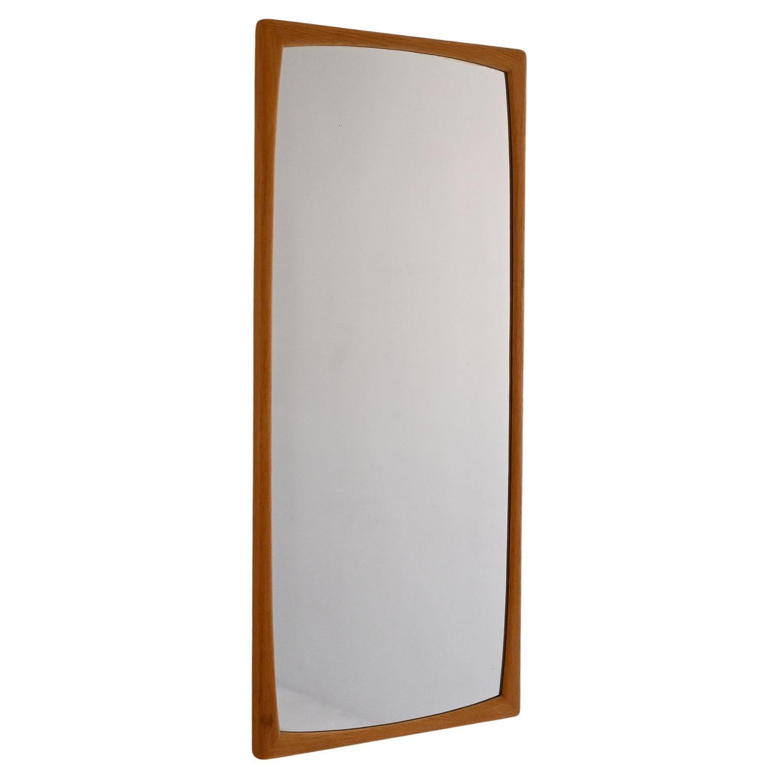 Miroir modèle Sylvia en chêne suédois Fröseke en vente