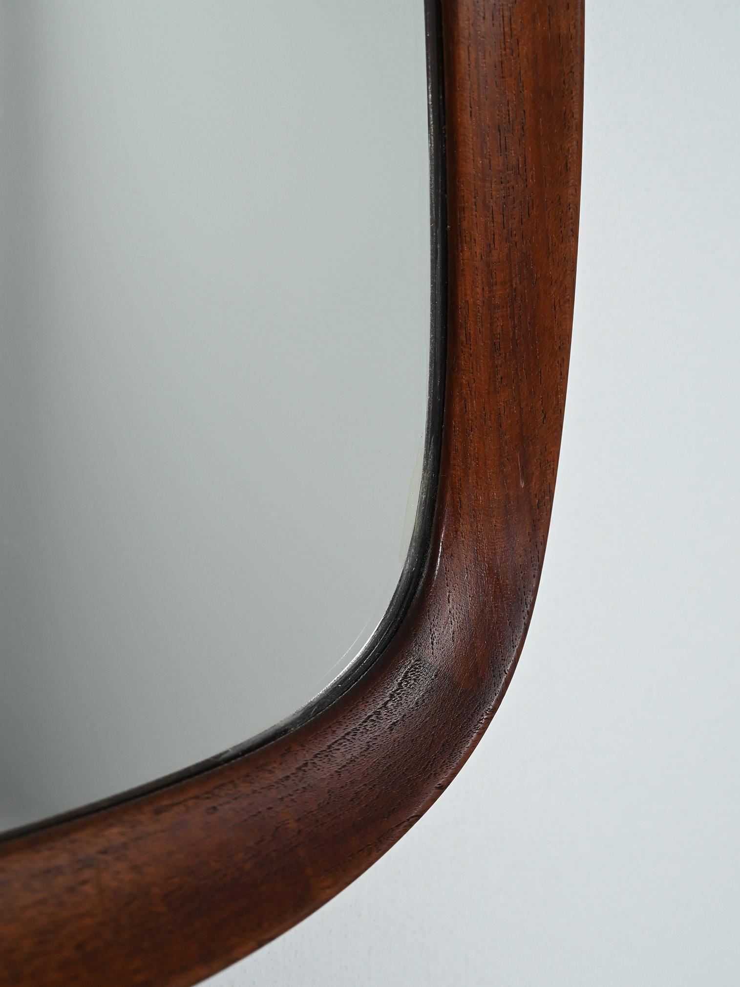 Svedese Specchio svedese G&T in teak in vendita