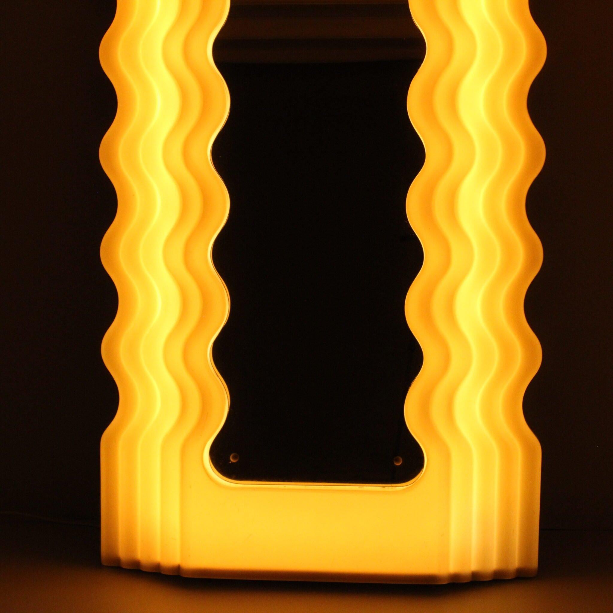 Postmoderne Miroir Ultrafragola, Ettore Sottsass, Poltronova, 1970 en vente