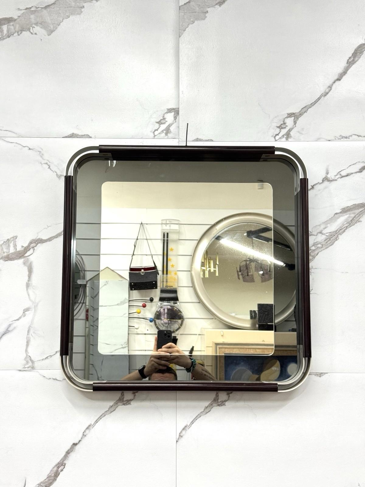 Italian Specchio Vintage Da Parete In Acciaio E Bachelite Design Modernariato Anni 70 in vendita