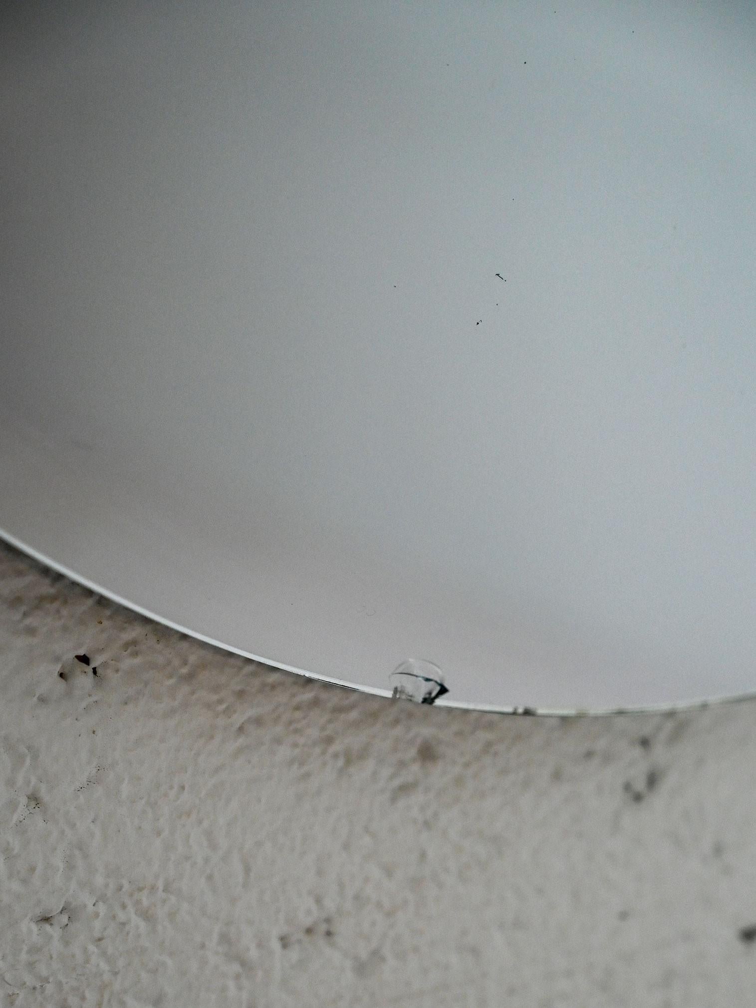 Mid-20th Century Miroir rond vintage avec cadre invisible, années 1950/60 en vente