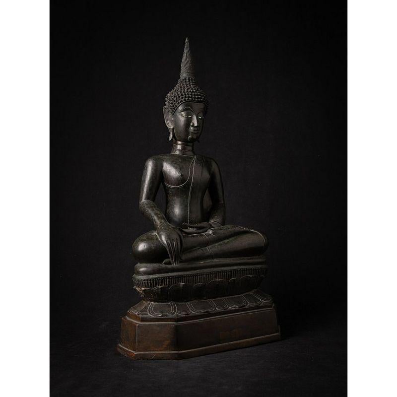 Special 16th Century Bronze Chiang Sean Buddha from Laos For Sale 5