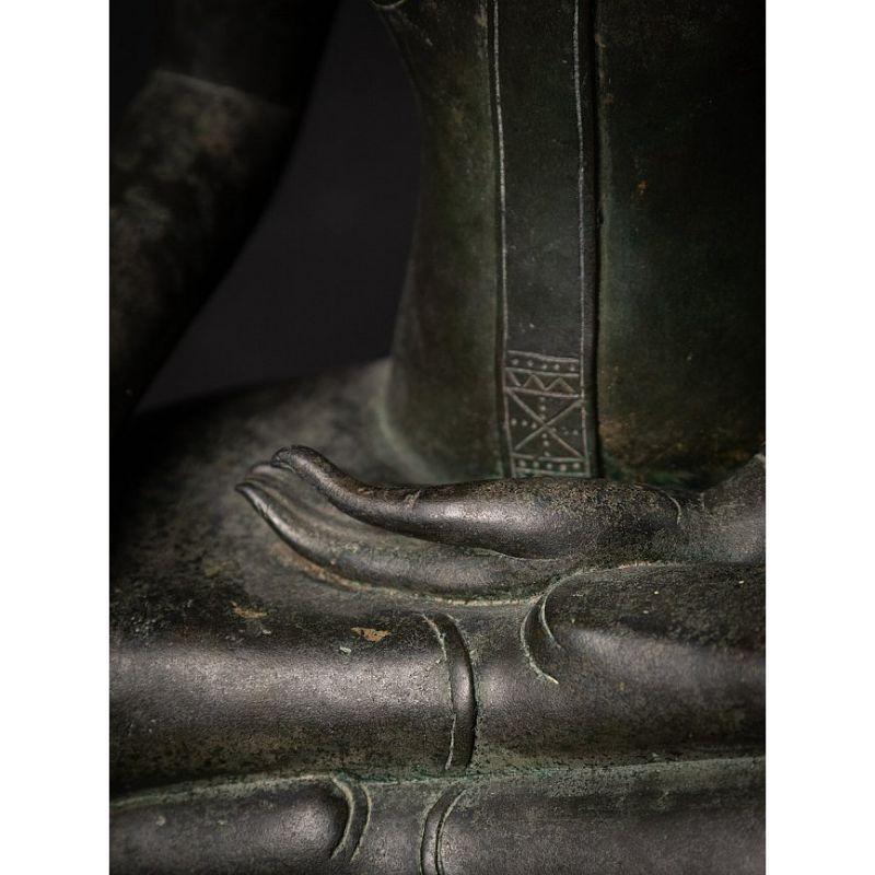 Special 16th Century Bronze Chiang Sean Buddha from Laos For Sale 13