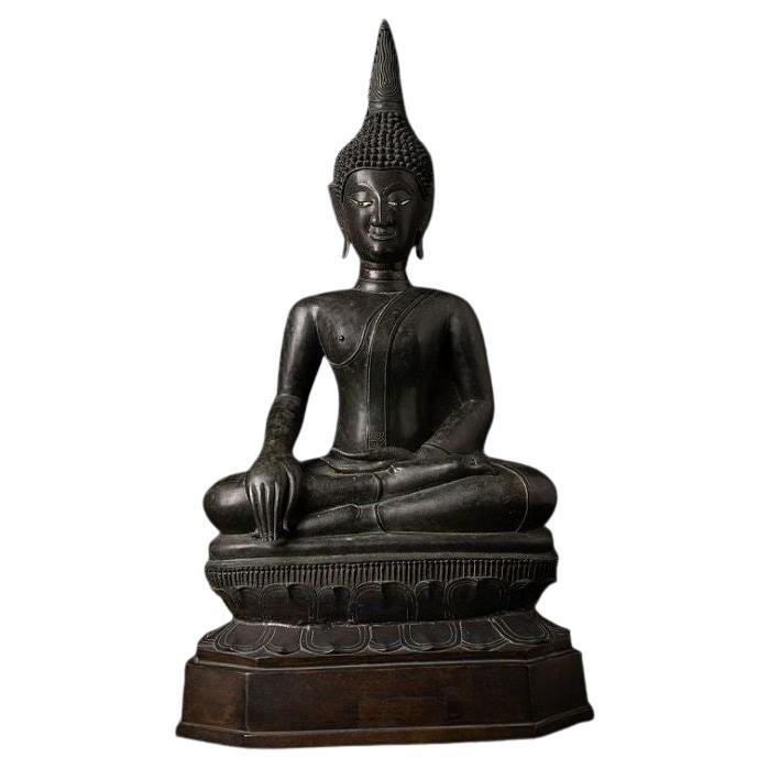 Special 16th Century Bronze Chiang Sean Buddha from Laos For Sale