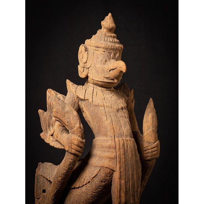 17th century Special and Large Antique Wooden Garuda Statue from Burma 4