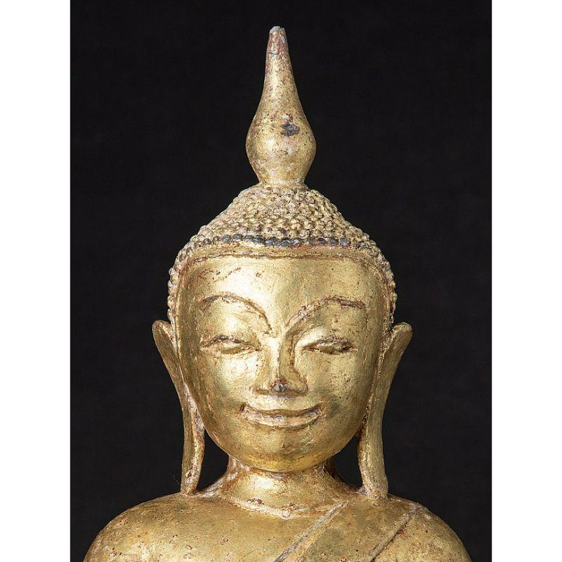 Special Antique Bronze Burmese Buddha Statue from Burma For Sale 6