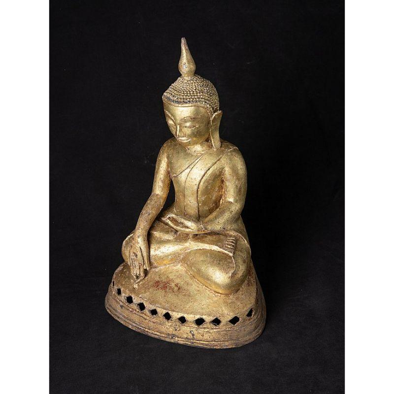 Special Antique Bronze Burmese Buddha Statue from Burma For Sale 9
