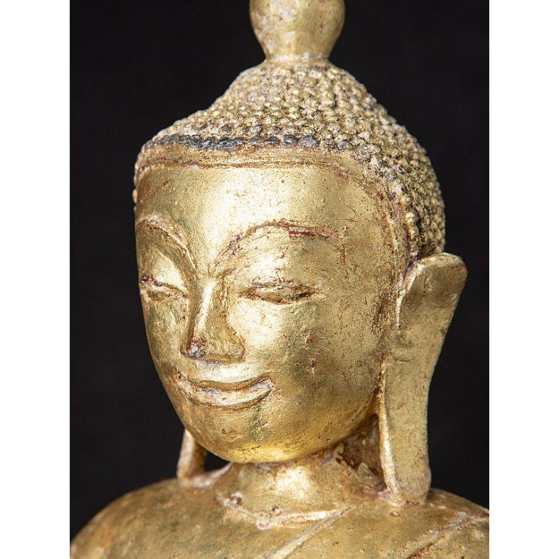 Special Antique Bronze Burmese Buddha Statue from Burma For Sale 11