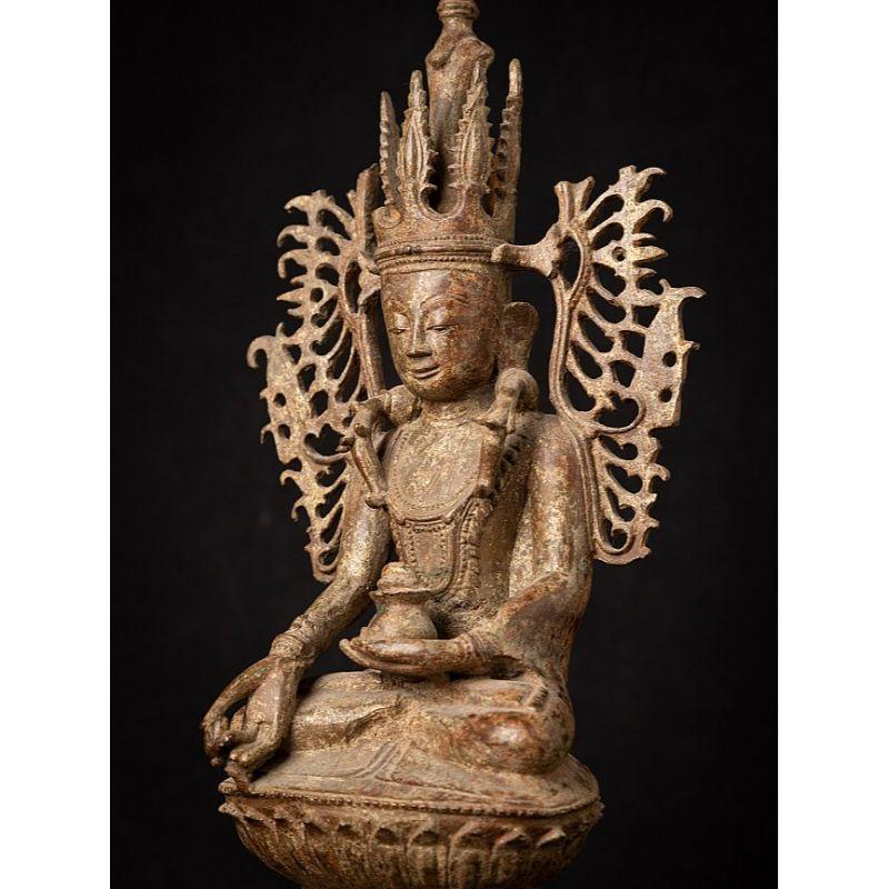 Special Antique Bronze Burmese Buddha Statue from Burma For Sale 1