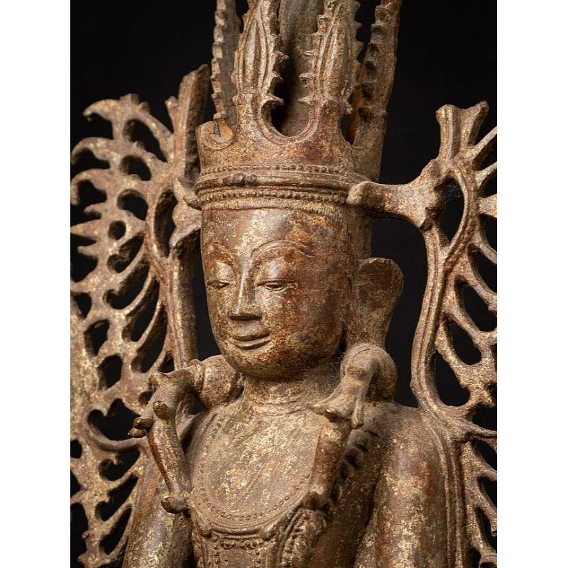 Special Antique Bronze Burmese Buddha Statue from Burma For Sale 2