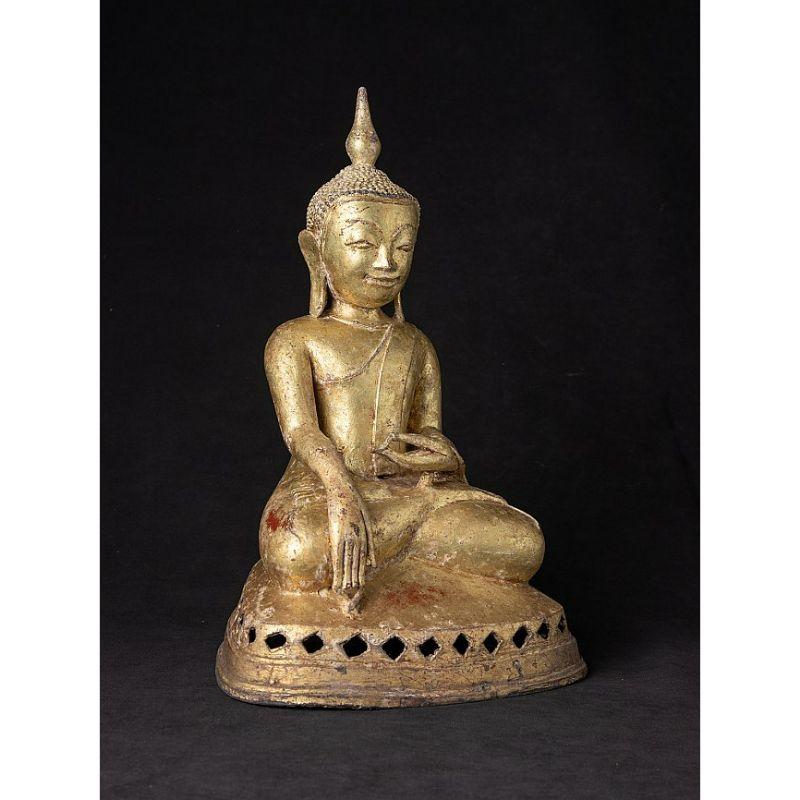 Special Antique Bronze Burmese Buddha Statue from Burma For Sale 2