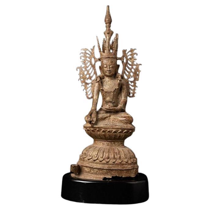 Special Antique Bronze Burmese Buddha Statue from Burma For Sale