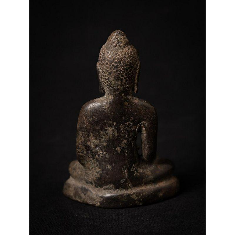 Special antique bronze Burmese Pyu Buddha from Burma In Good Condition For Sale In DEVENTER, NL