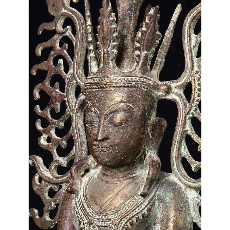 Special Antique Bronze Crowned Buddha from Burma For Sale 7