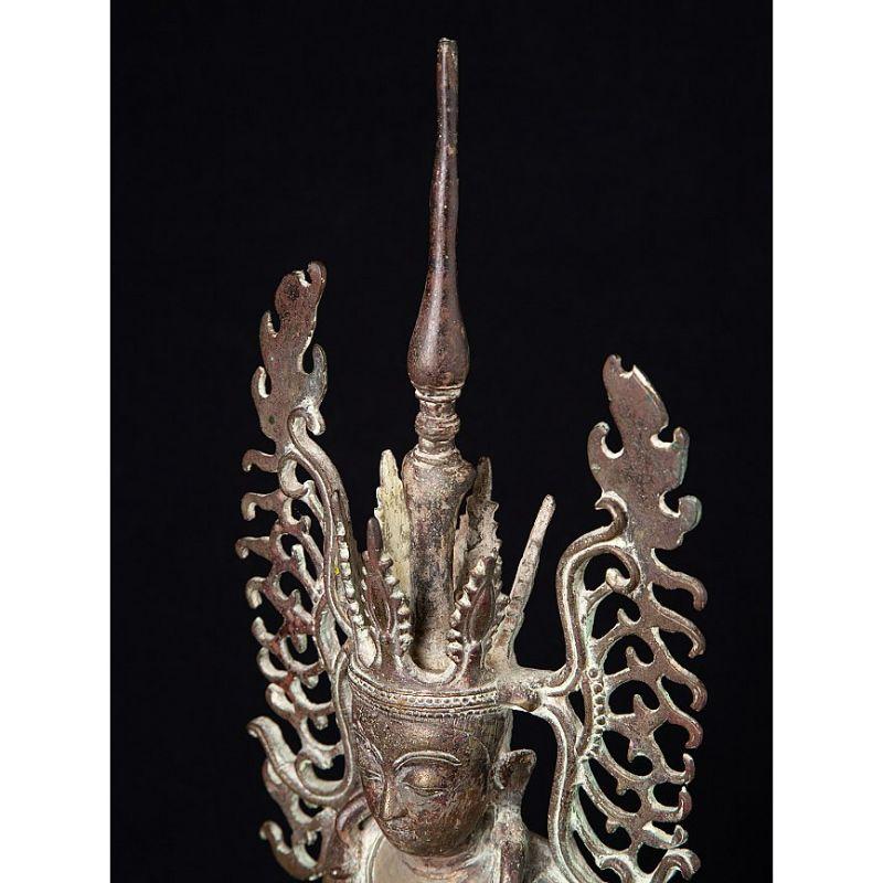 Special Antique Bronze Crowned Buddha from Burma For Sale 9