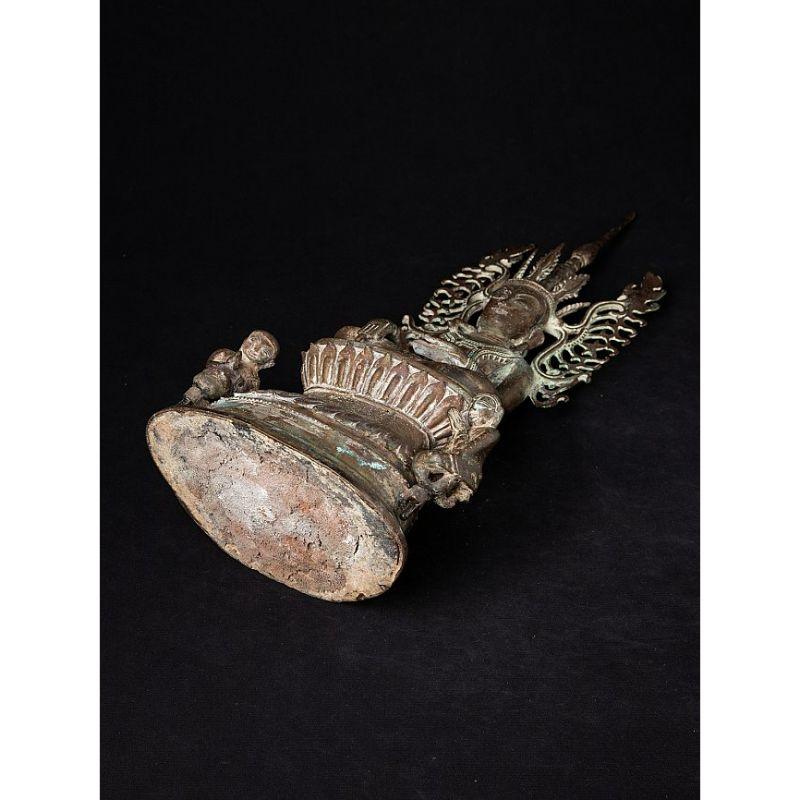 Special Antique Bronze Crowned Buddha from Burma For Sale 15