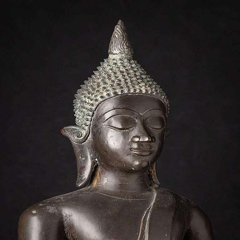 Special antique bronze Lao Buddha statue from Laos For Sale 5
