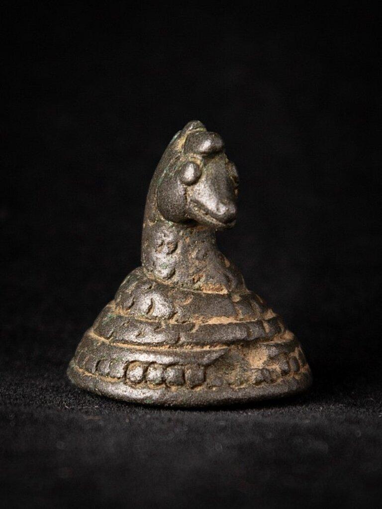 Special antique bronze Opium Weight from Burma In Good Condition For Sale In DEVENTER, NL