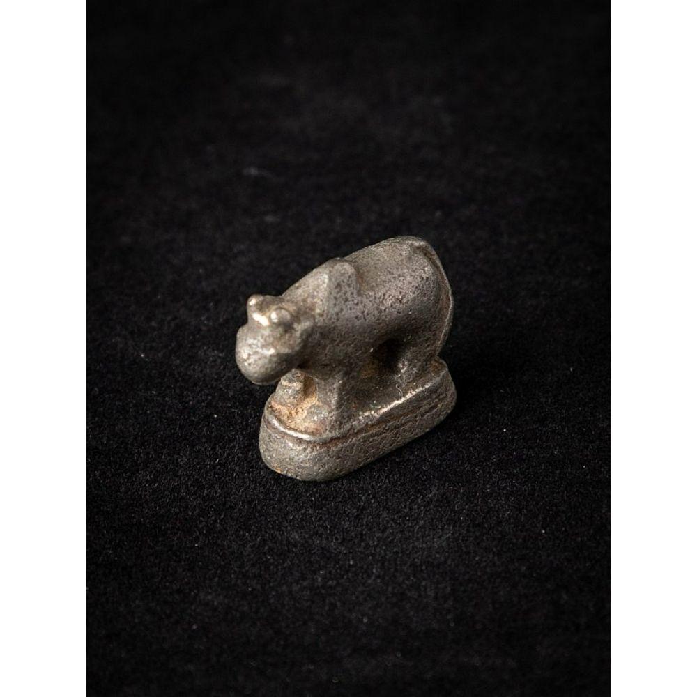 Special Antique Bronze Opium Weight from Burma For Sale 2