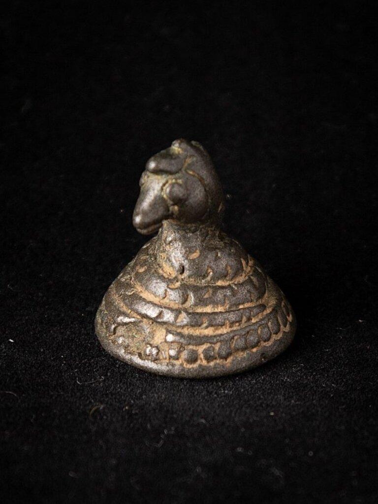 Special antique bronze Opium Weight from Burma For Sale 1