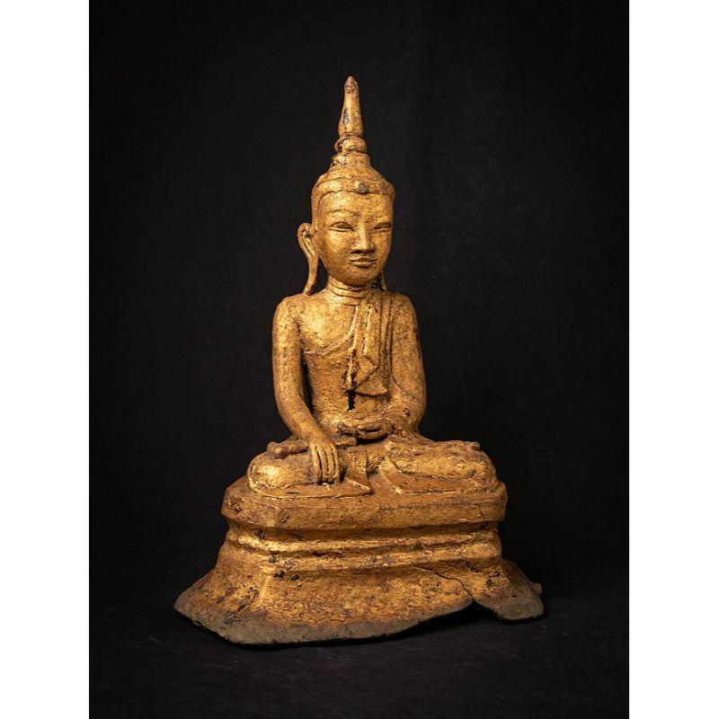 Special Antique Bronze Shan Buddha from Burma For Sale 5