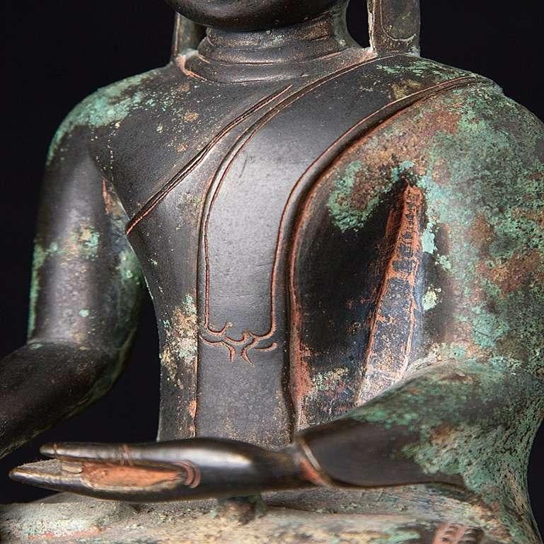 Special Antique Bronze Shan Buddha Statue from Burma For Sale 11