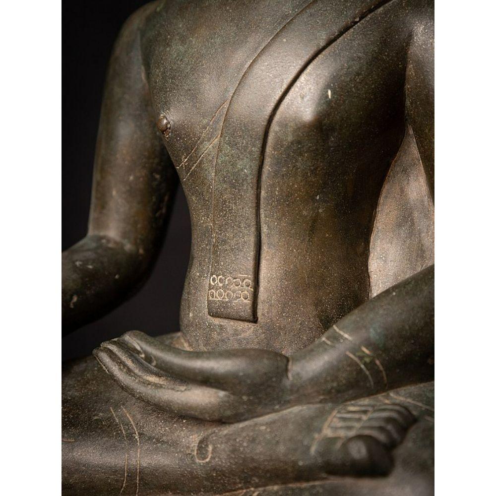 Special antique bronze Thai Buddha statue from Thailand For Sale 13