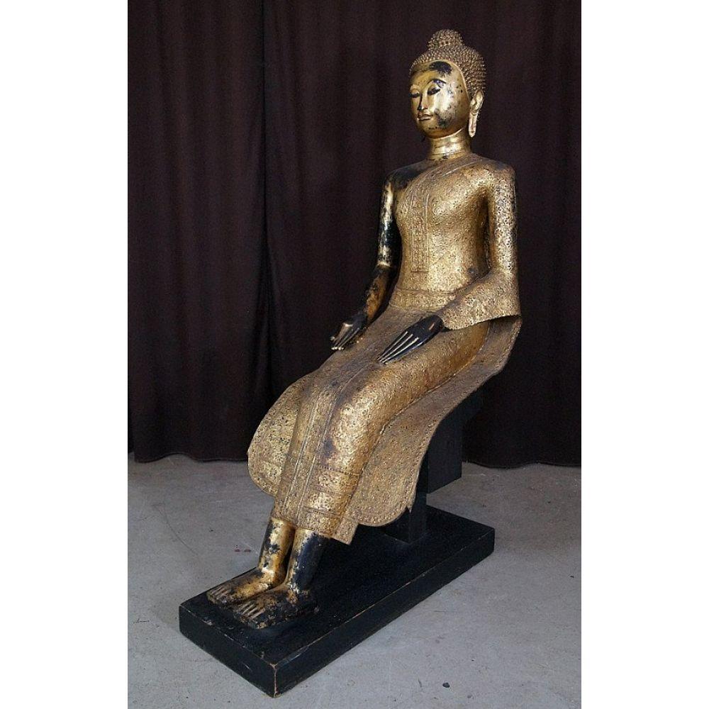 Special Antique Bronze Thai Buddha Statue from Thailand In Good Condition For Sale In DEVENTER, NL