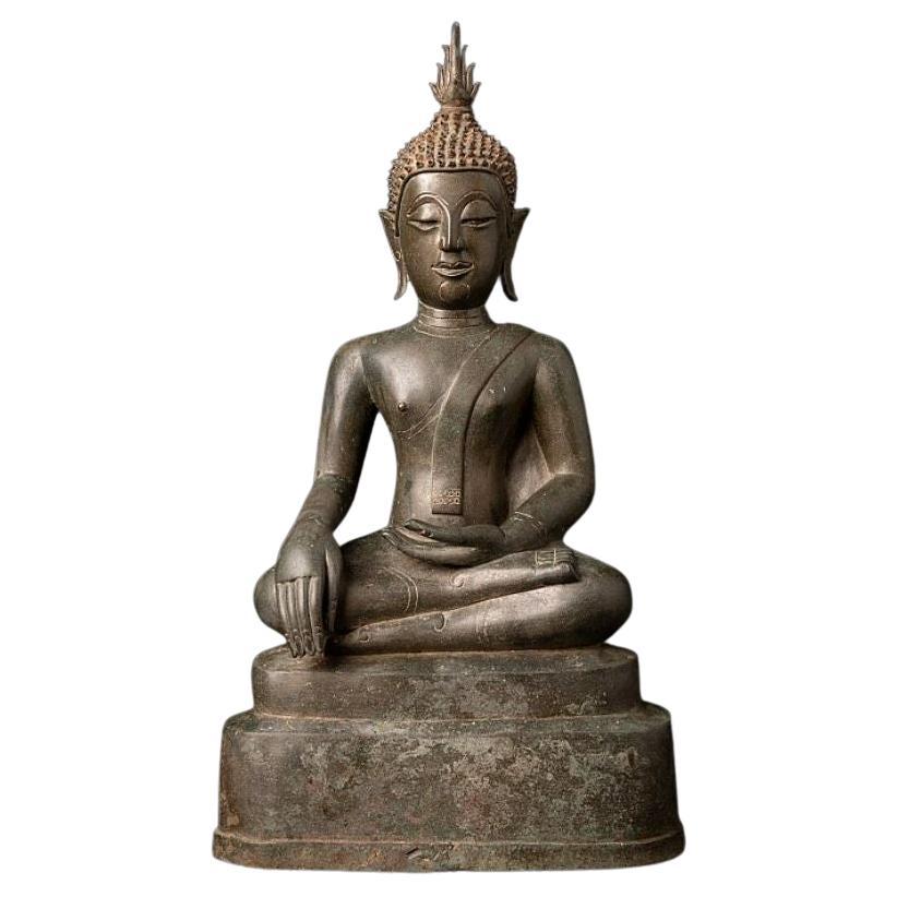 Special antique bronze Thai Buddha statue from Thailand For Sale